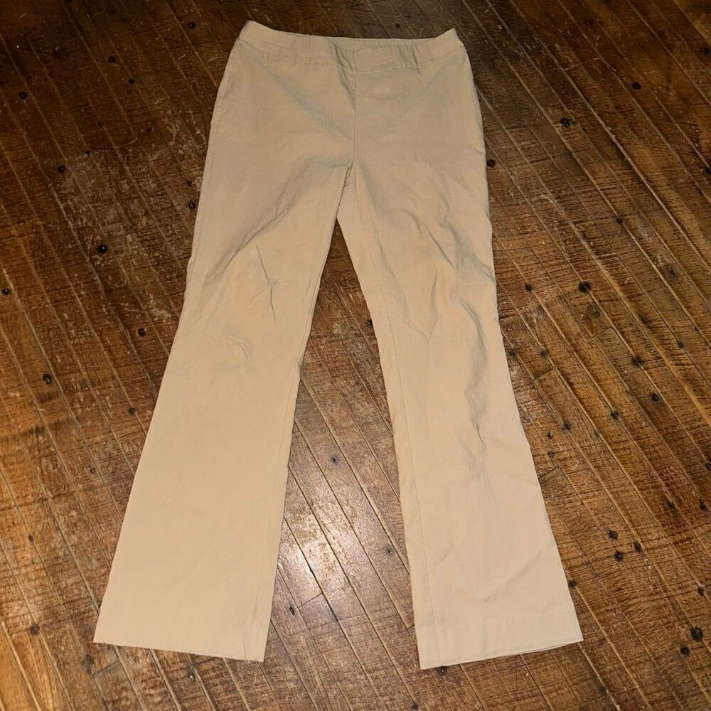 Chico’s 0/S ran flat front stretchy travelcore pull on pants